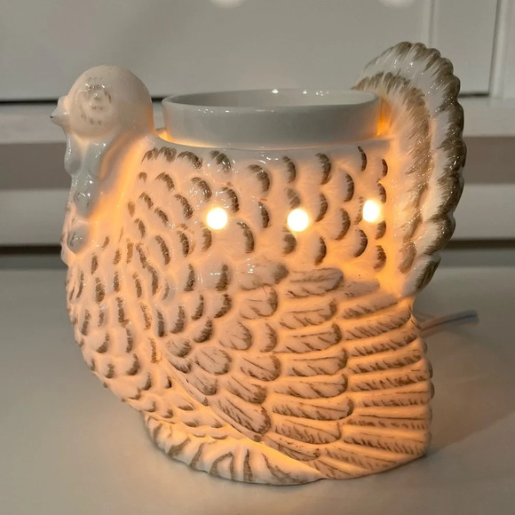 Scentsy Tom Turkey Full-Size Rustic Ivory Wax Warmer. - Picture 1 of 10